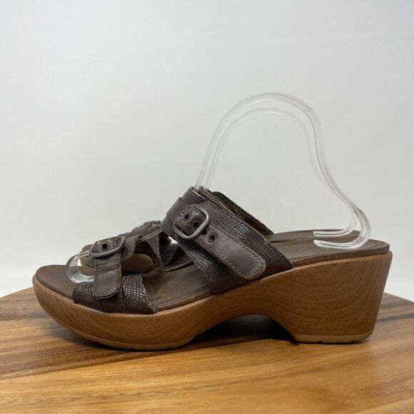 Dansko Jessie Clogs Womens Sz 40 US 9.5-10 Brown Platform Slip On Buckle Sandals - Picture 3 of 8